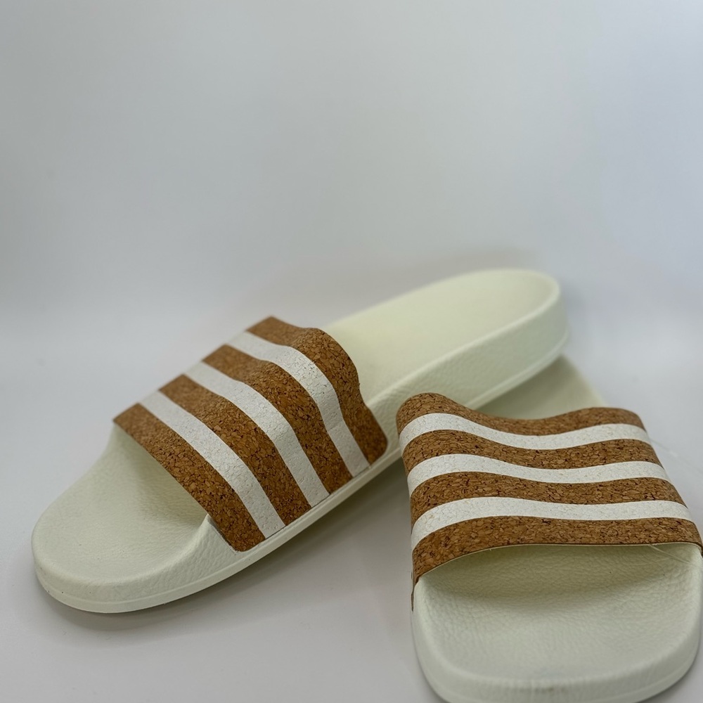 NWT Adidas Adilette Slides 'Cork in Size 8 - Picture 6 of 13